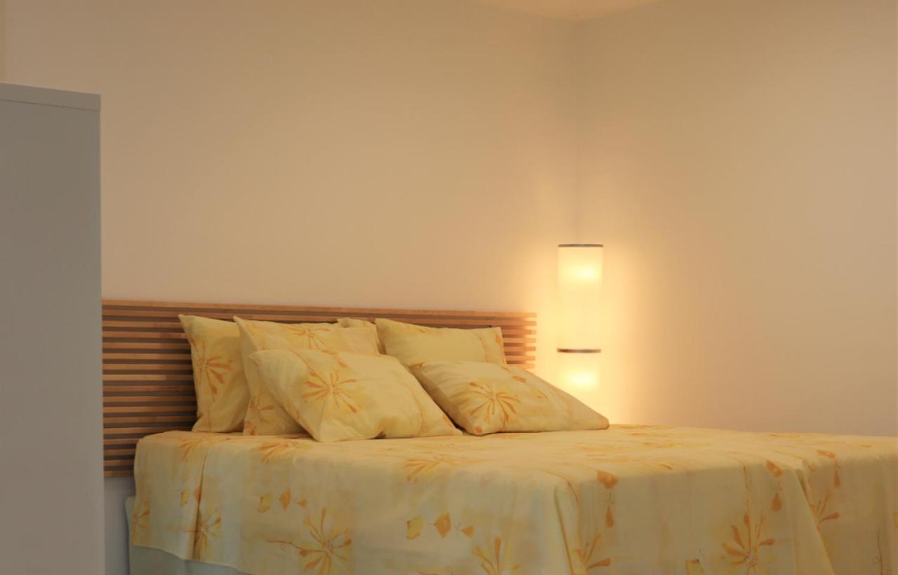 Yellow Studio Brand New Limassol Exterior foto
